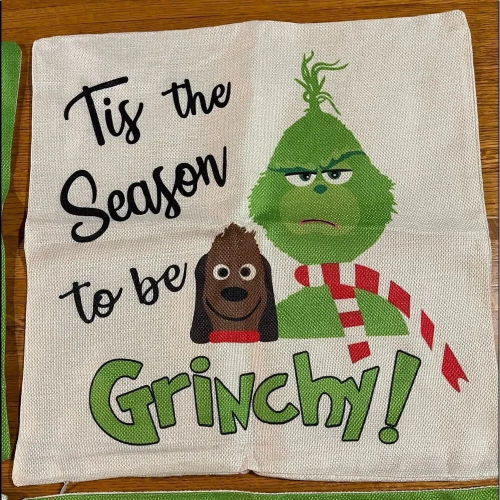 Dr Suess The Grinch Pillow Covers set of 4 NWT